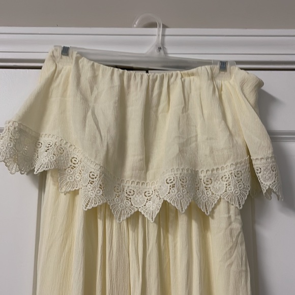 Pink Lily Off The Shoulder Cream Dress Lace Boho Maxi Summer Wedding - Picture 2 of 5